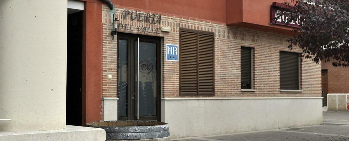 Hostal Puerta Del Valle La Cistérniga Εξωτερικό φωτογραφία