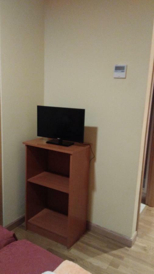 Hostal Puerta Del Valle La Cistérniga Εξωτερικό φωτογραφία